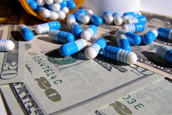 Government watchdog finds that most but not all generic drug prices are falling