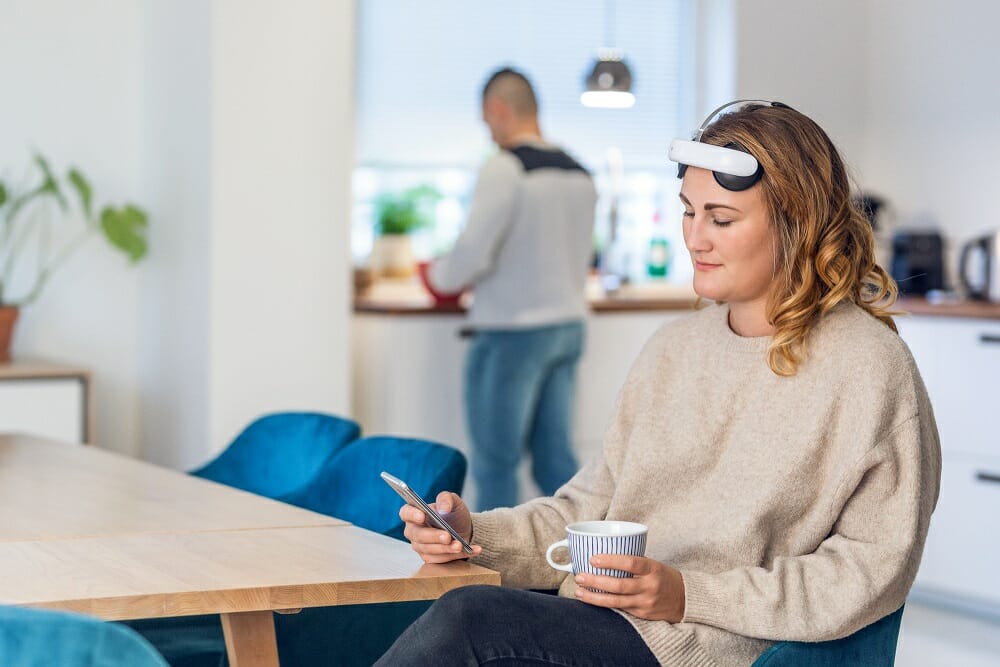 Headset and mobile app treat depression without a pill