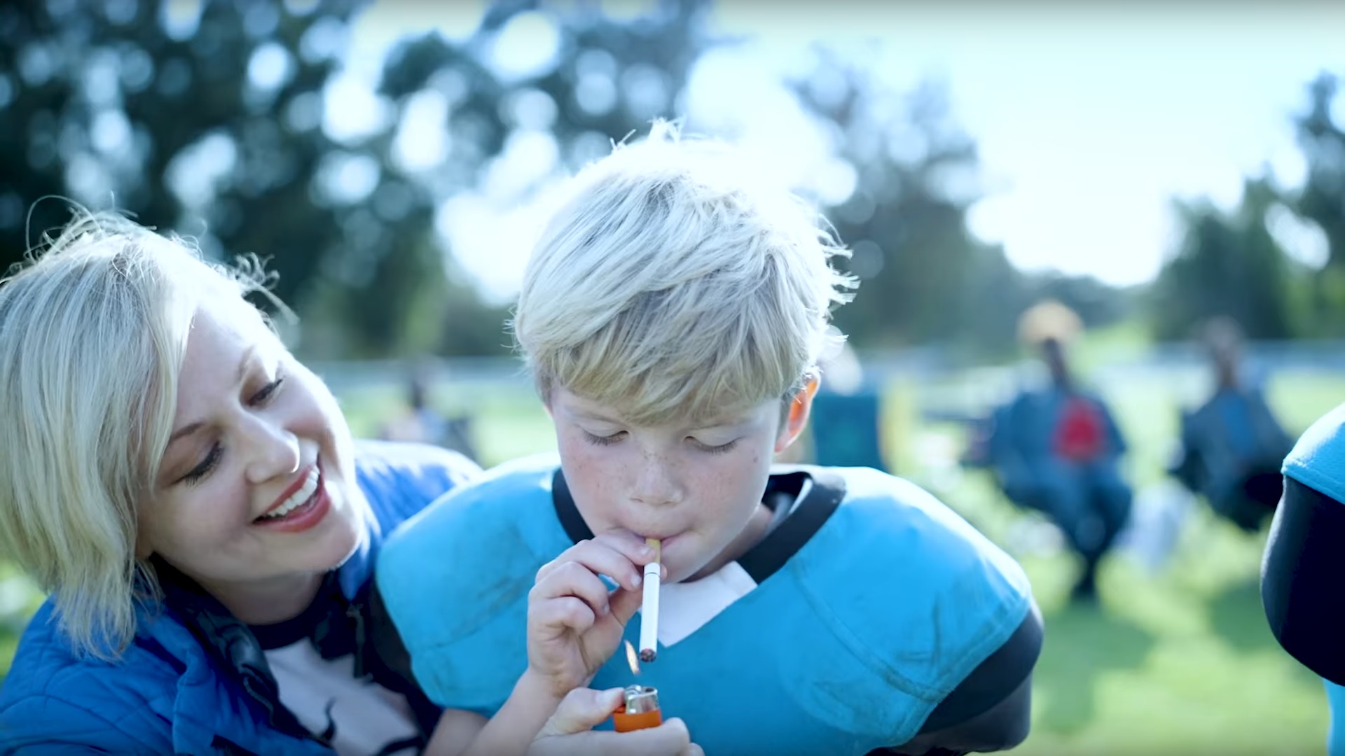 PSA compares concussions in youth football to smoking