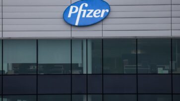 Despite COVID-19 product dip, Pfizer raises full year outlook