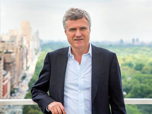 WPP’s Mark Read sees pay package fall 33% to £4.5m